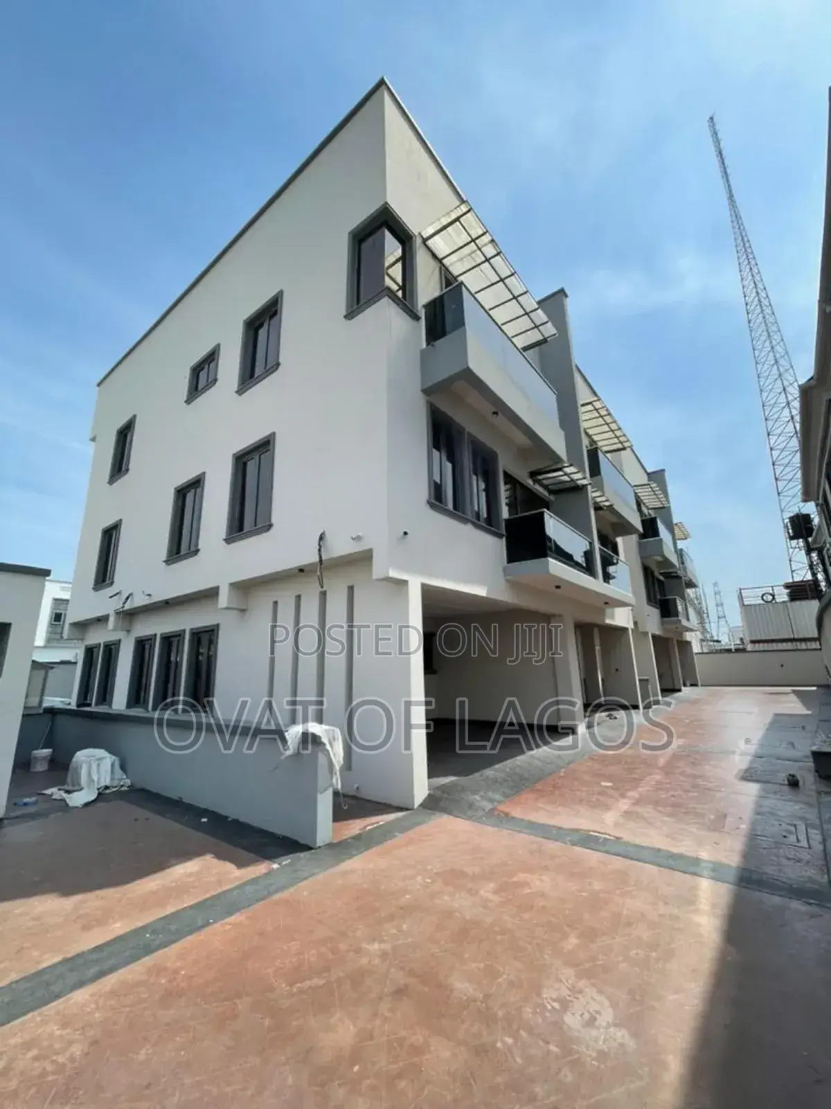 4bdrm Duplex in Ikate for sale in Ikate