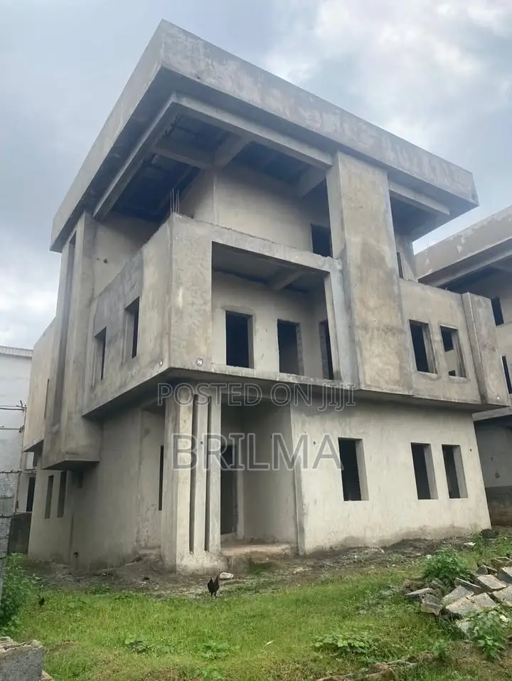 6bdrm Duplex in Jabi for sale in Jabi