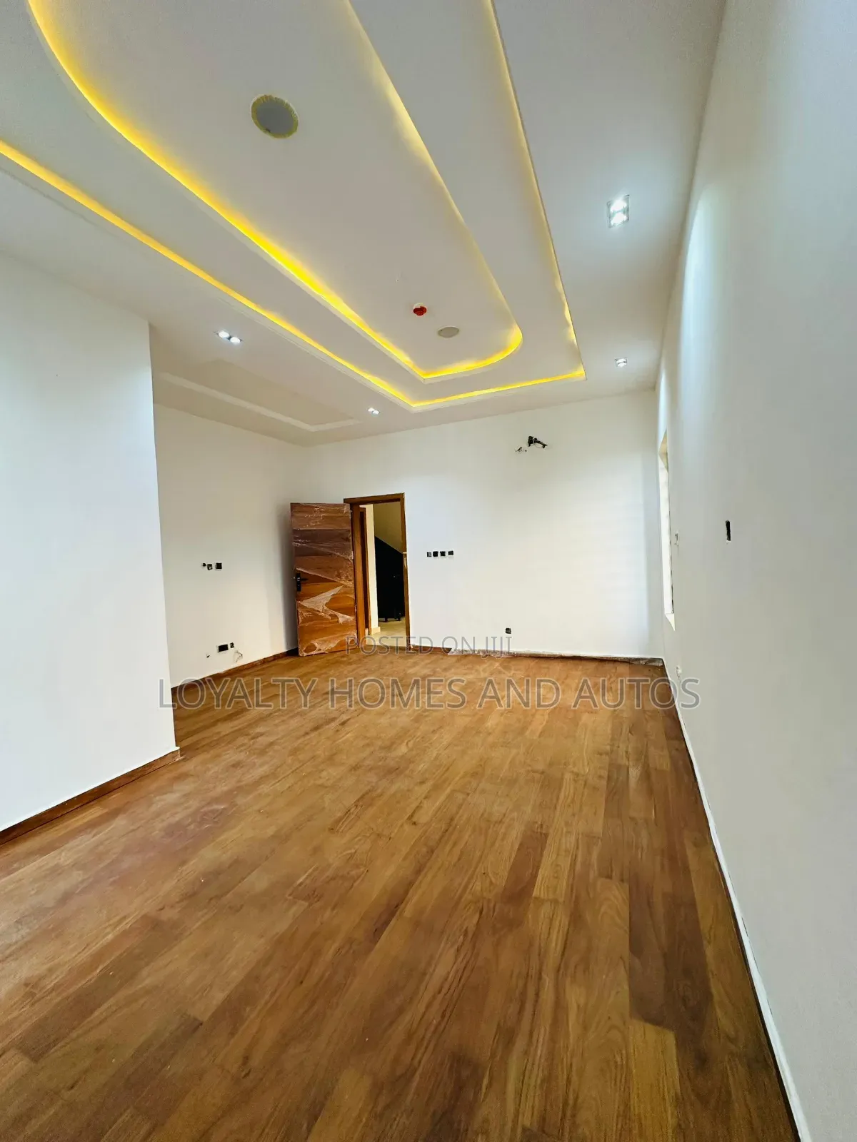 7bdrm Duplex in Ikeja GRA for sale in Ikeja GRA