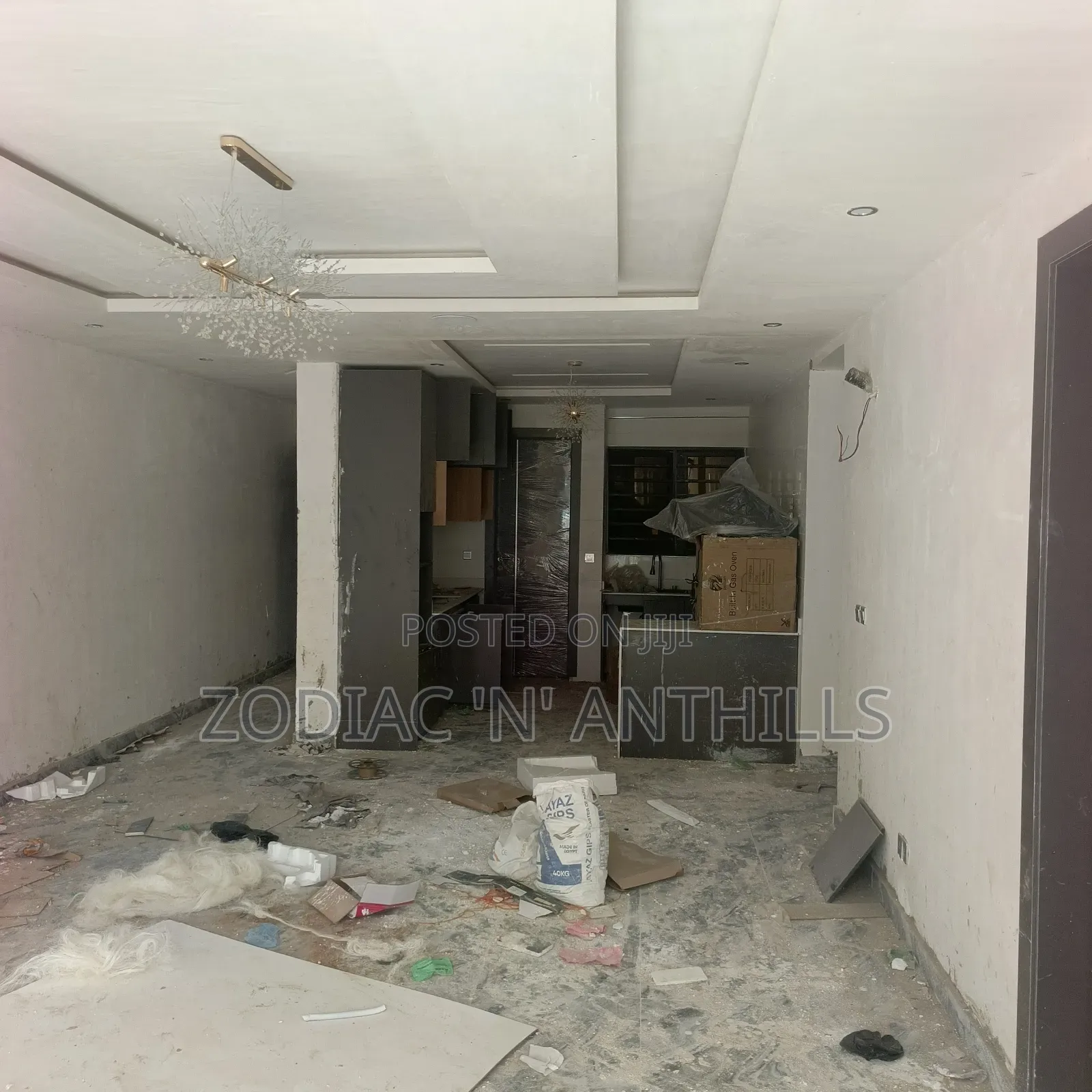 3bdrm Apartment in Adeniyi Jones for sale in Adeniyi Jones