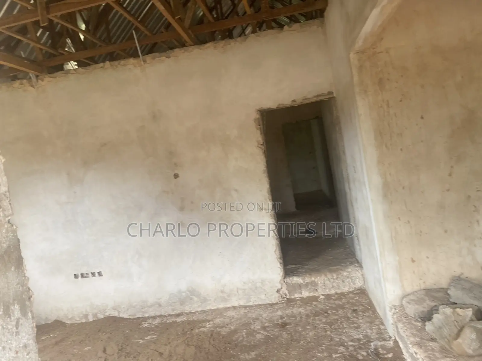 5bdrm Block of Flats in Benin City for sale in Benin City