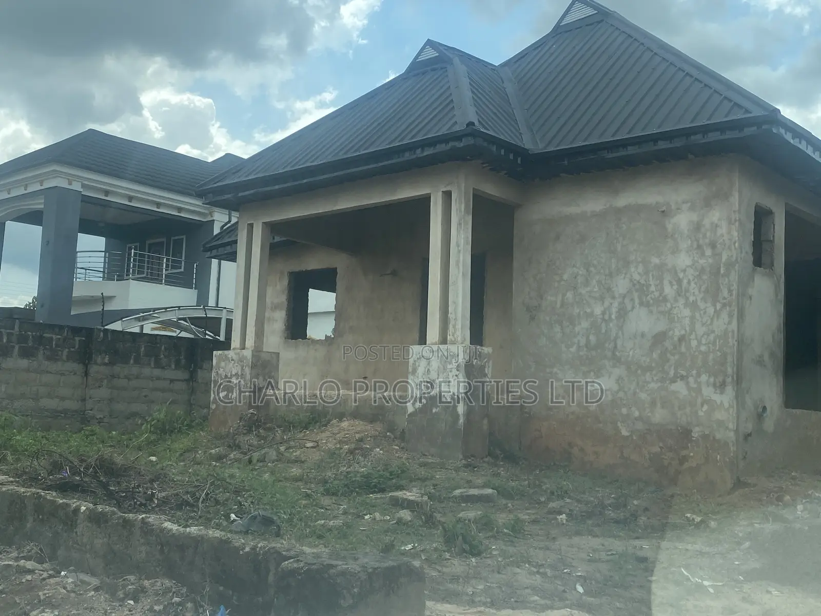 5bdrm Block of Flats in Benin City for sale in Benin City