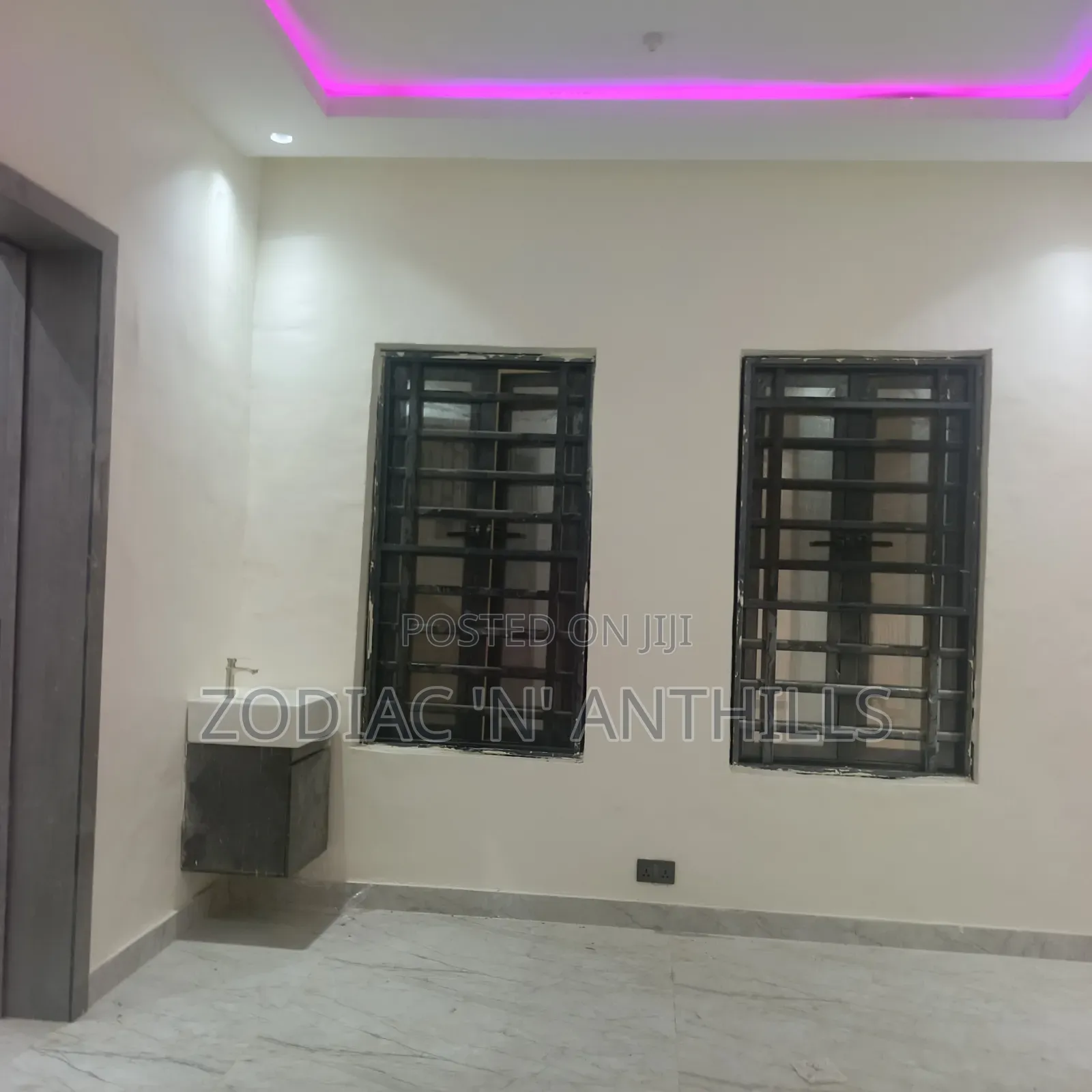 5bdrm Duplex in Ikeja G.R.A. for sale in Ikeja GRA