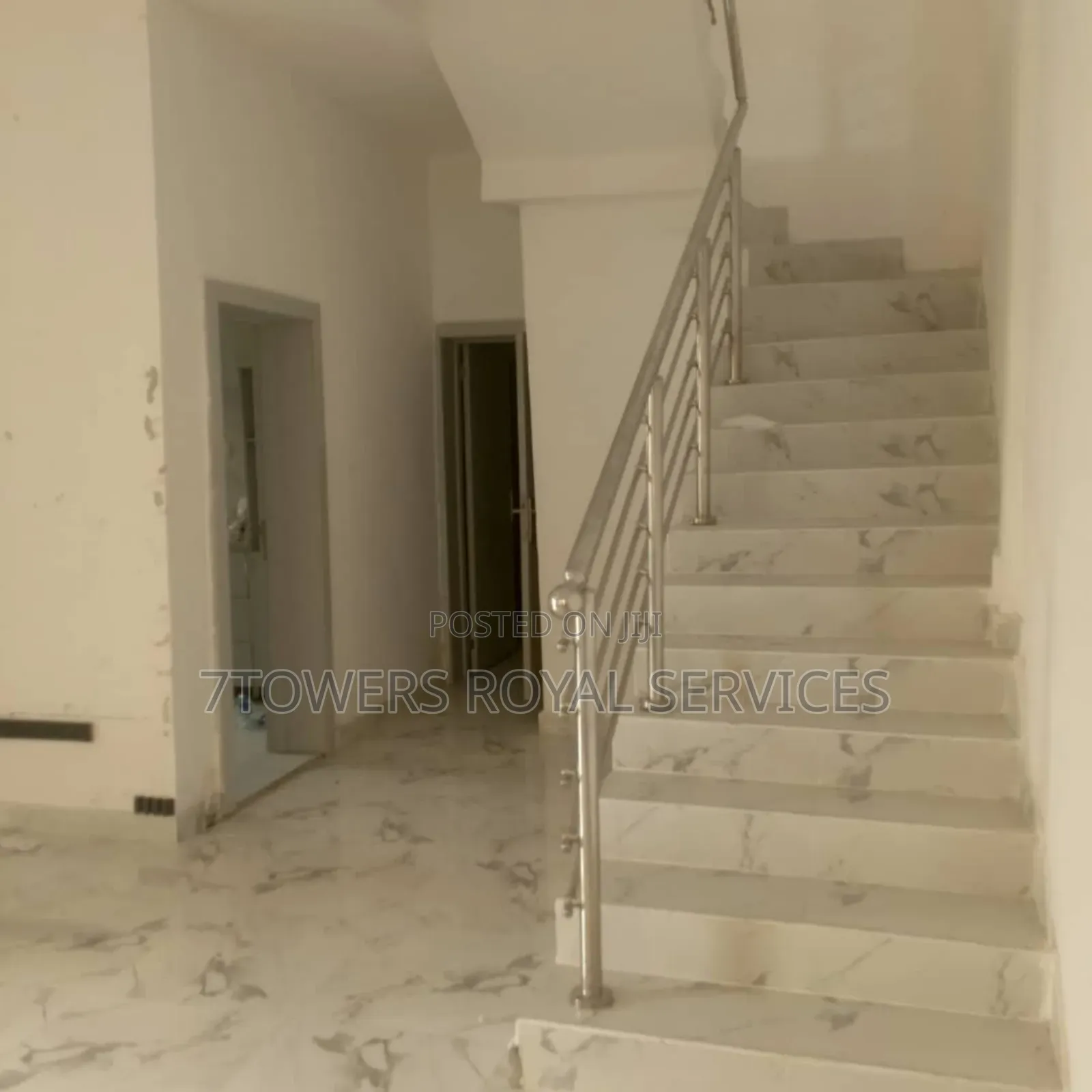 3bdrm Duplex in Ikota Villa Estate for sale in Ikota