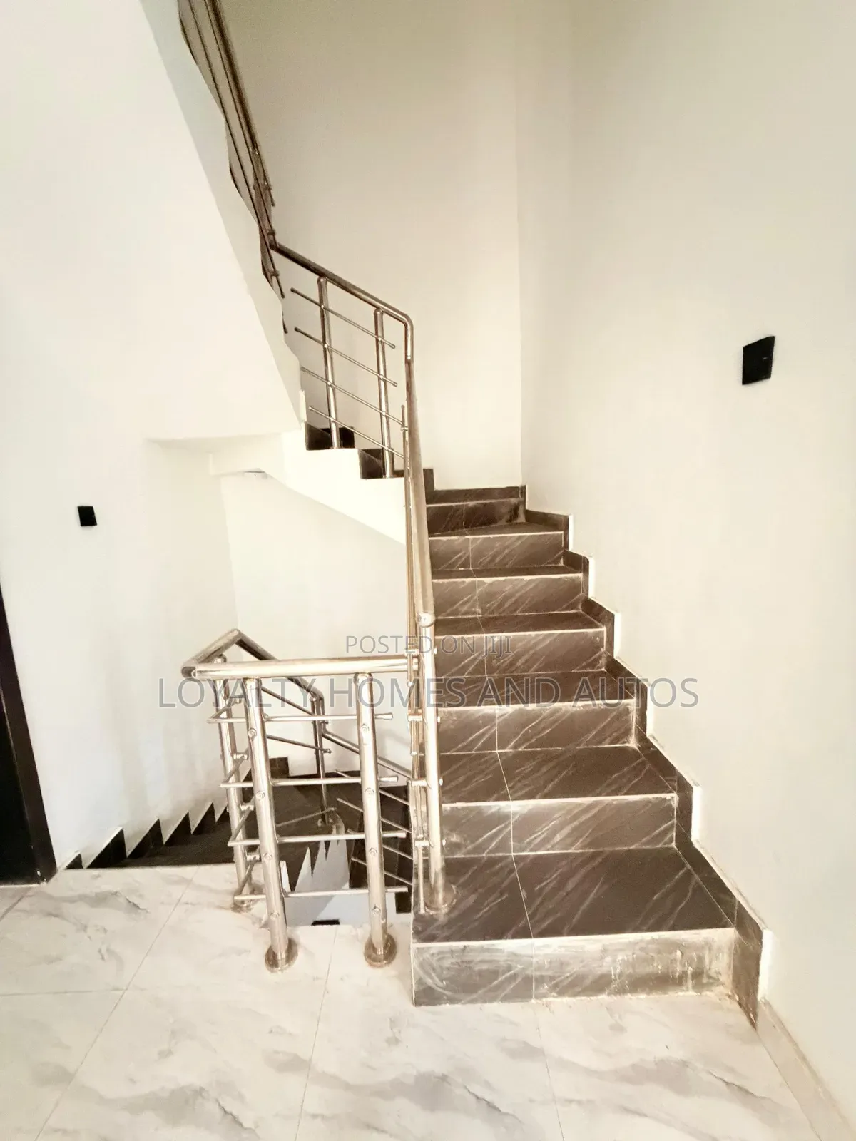 4bdrm Duplex in Magodo for sale in Magodo