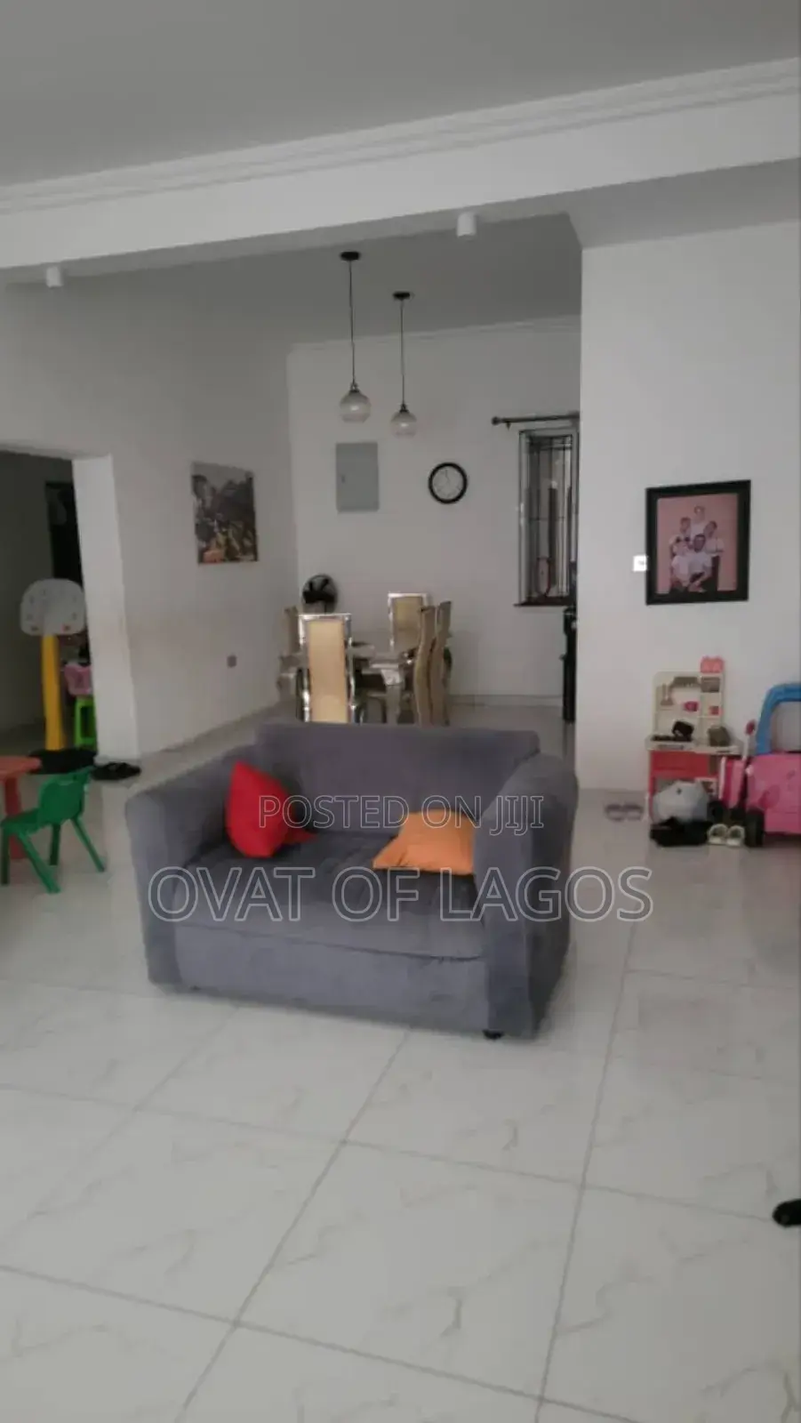 3bdrm Block of Flats in Victoria Island for sale in Victoria Island
