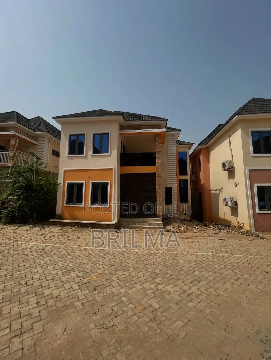 4bdrm Duplex in Durumi for sale in Durumi
