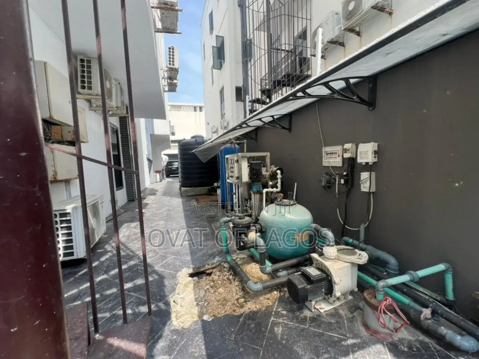 5bdrm Duplex in Banana Island for sale in Banana Island