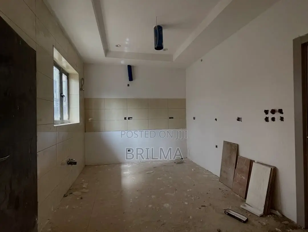 6bdrm Duplex in Durumi for sale in Durumi