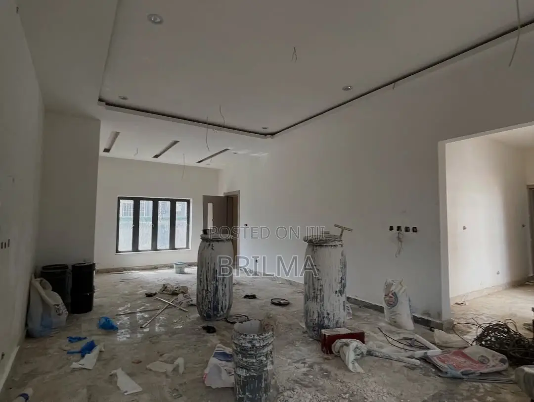 6bdrm Duplex in Durumi for sale in Durumi