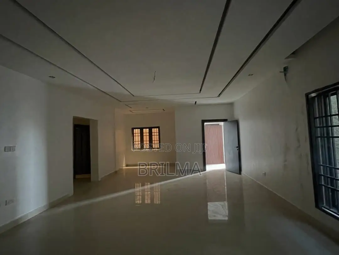 3bdrm Block of Flats in Life Camp for sale in Life Camp