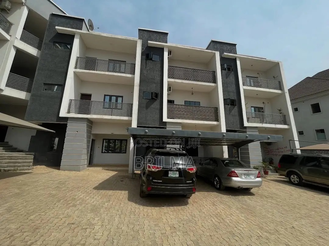 3bdrm Block of Flats in Life Camp for sale in Life Camp