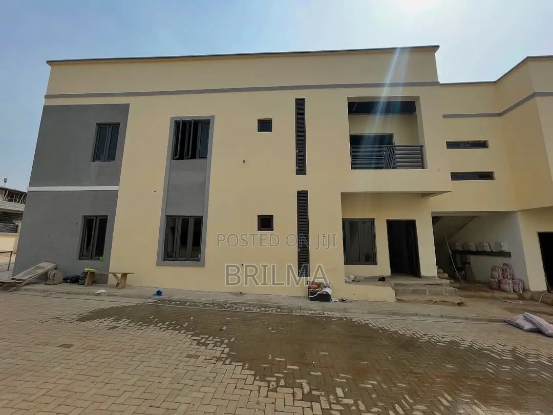 3bdrm Block of Flats in Life Camp for sale in Life Camp