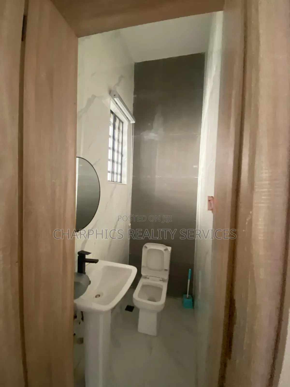 4bdrm Duplex in Ikota for rent in Ikota