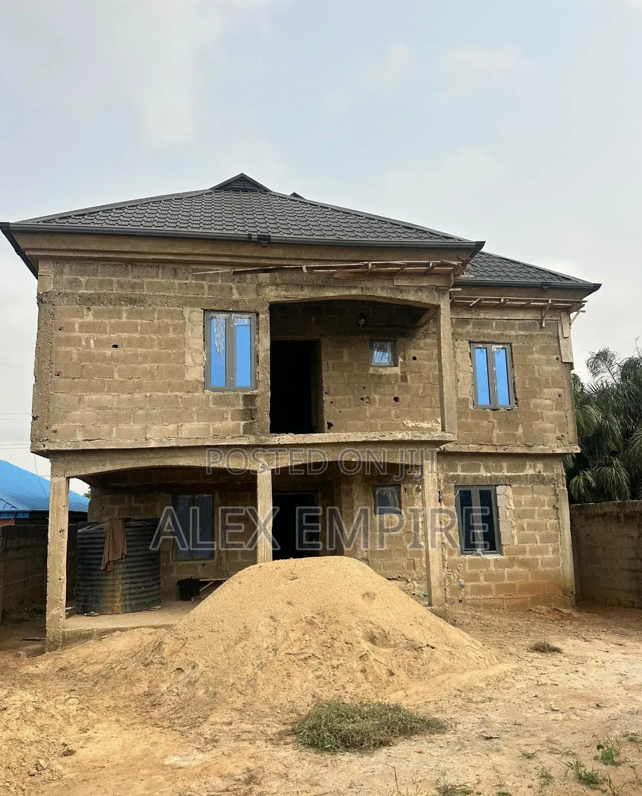 4bdrm Duplex in Obafemi-Owode for sale in Obafemi-Owode