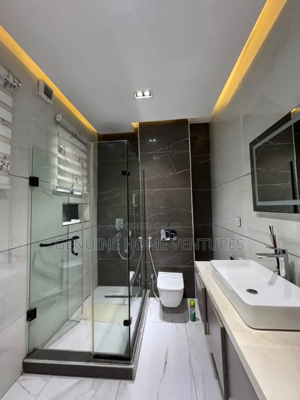 5bdrm Duplex in Old Ikoyi for sale in Old Ikoyi