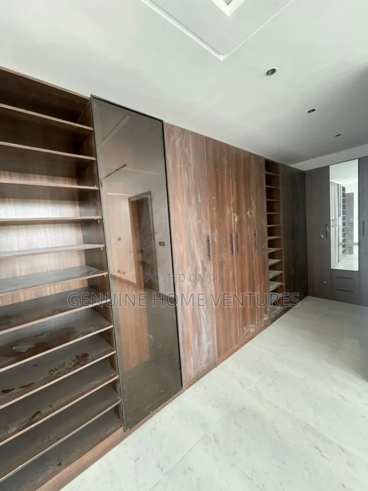 5bdrm Duplex in Lekki Phase One for sale in Lekki Phase 1