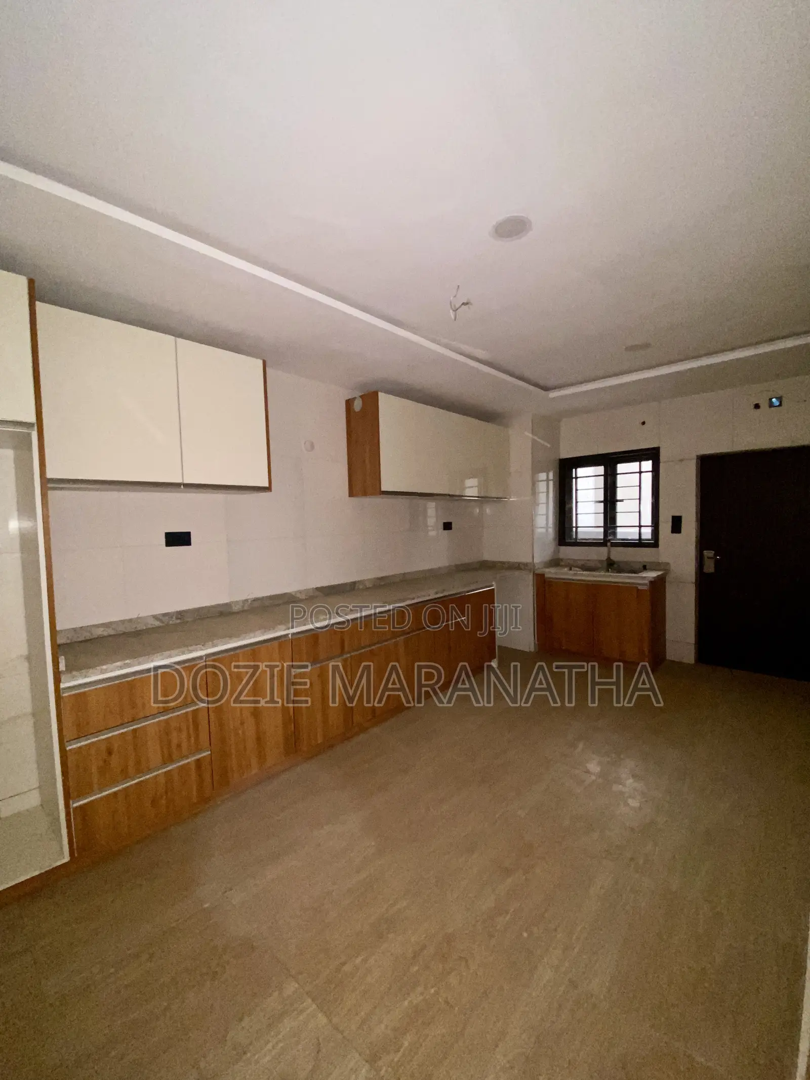 4bdrm Townhouse/Terrace in Jahi for sale in Jahi