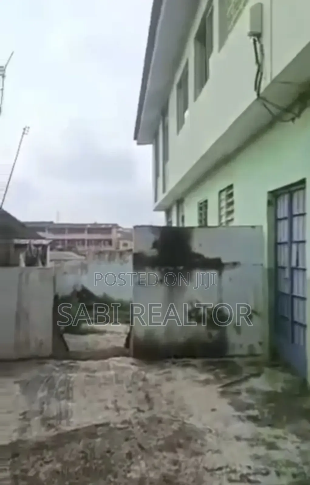 3bdrm Block of Flats in Okunola Egbeda for sale in Egbeda