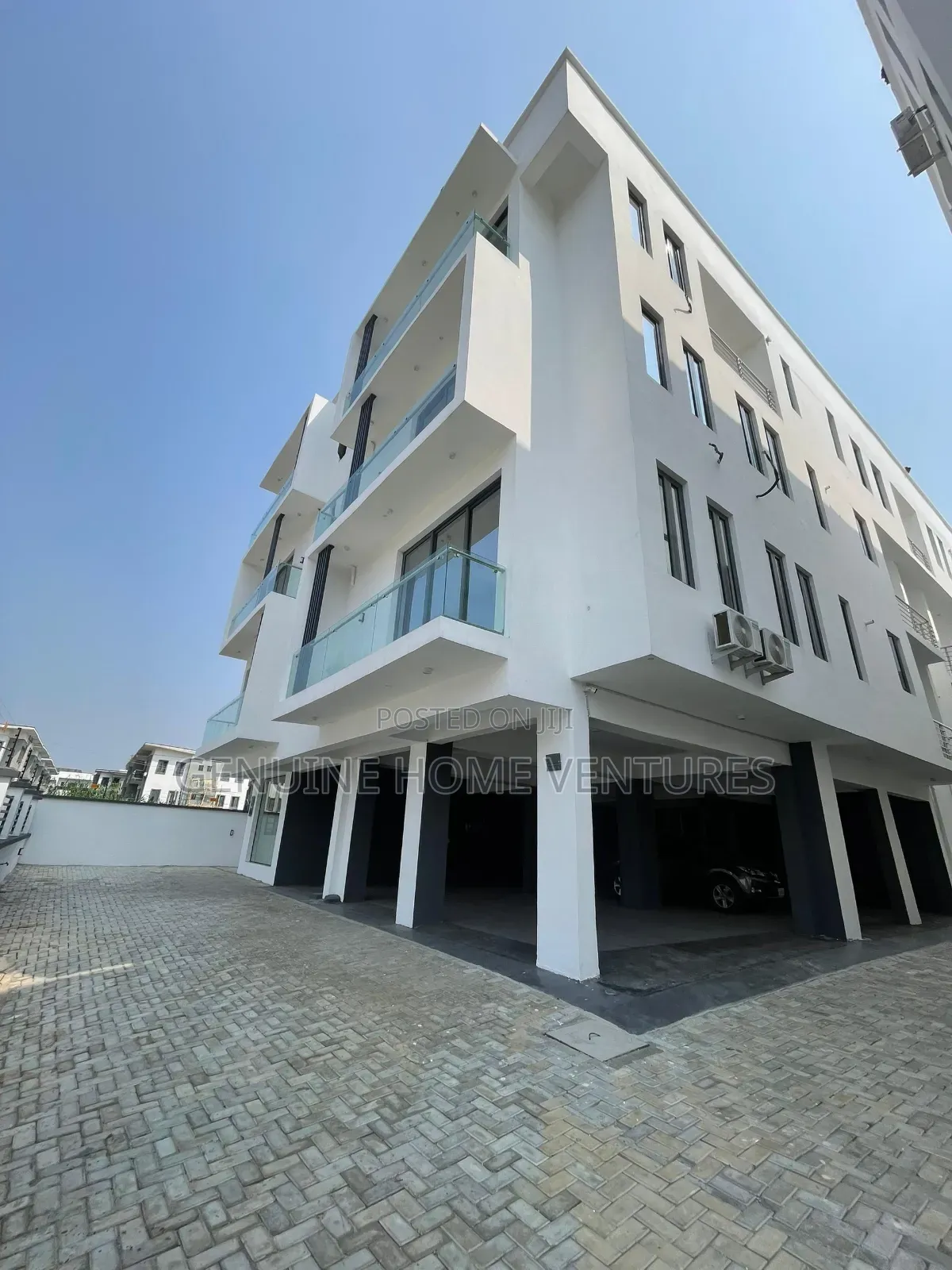 3bdrm Apartment in Ikate Lekki for sale in Ikate
