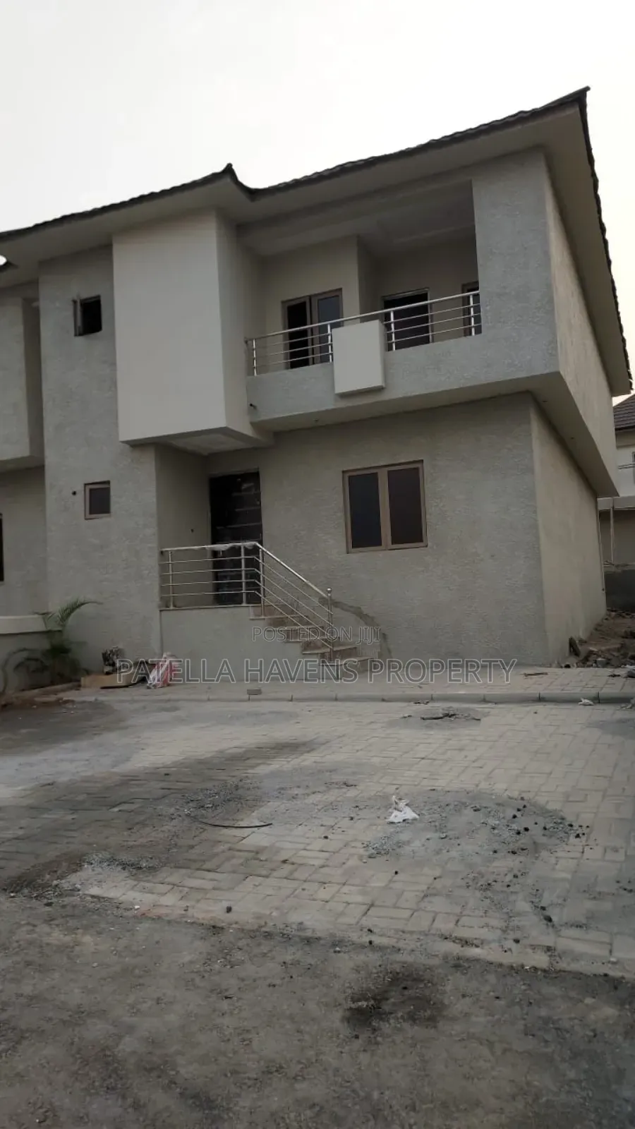 3bdrm Duplex in Life Camp for sale in Life Camp