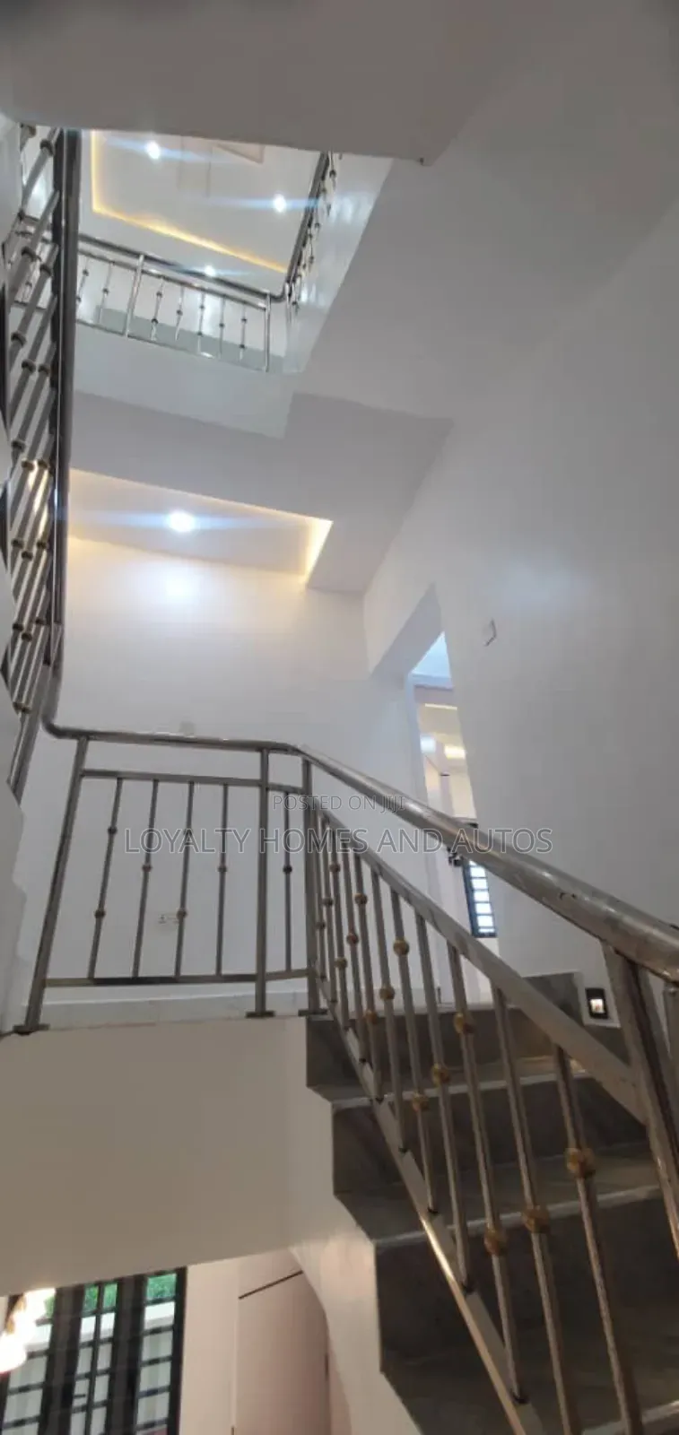 4bdrm Duplex in Isheri North for sale in Isheri North