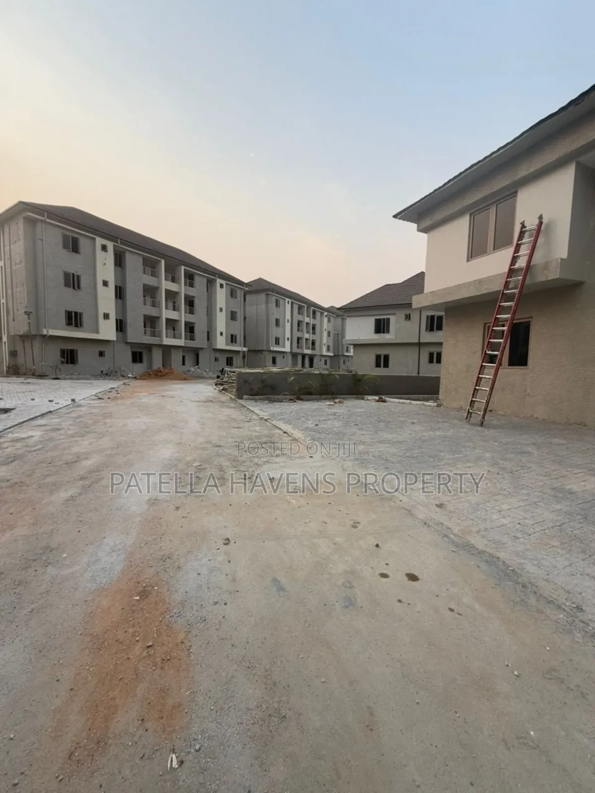 2bdrm Apartment in Chairo Properties, Life Camp for sale in Life Camp