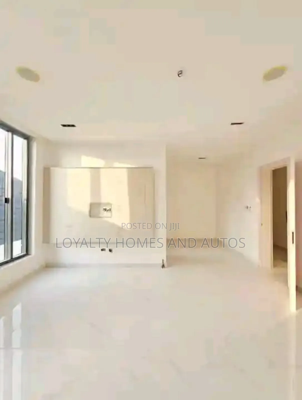 6bdrm Duplex in Osapa london for sale in Osapa london