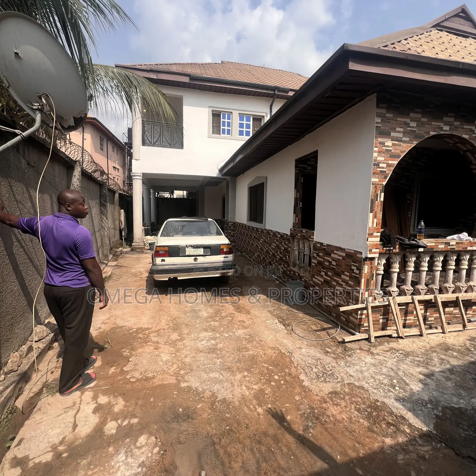 8bdrm Duplex in Agbama Housing, Umuahia for sale in Umuahia