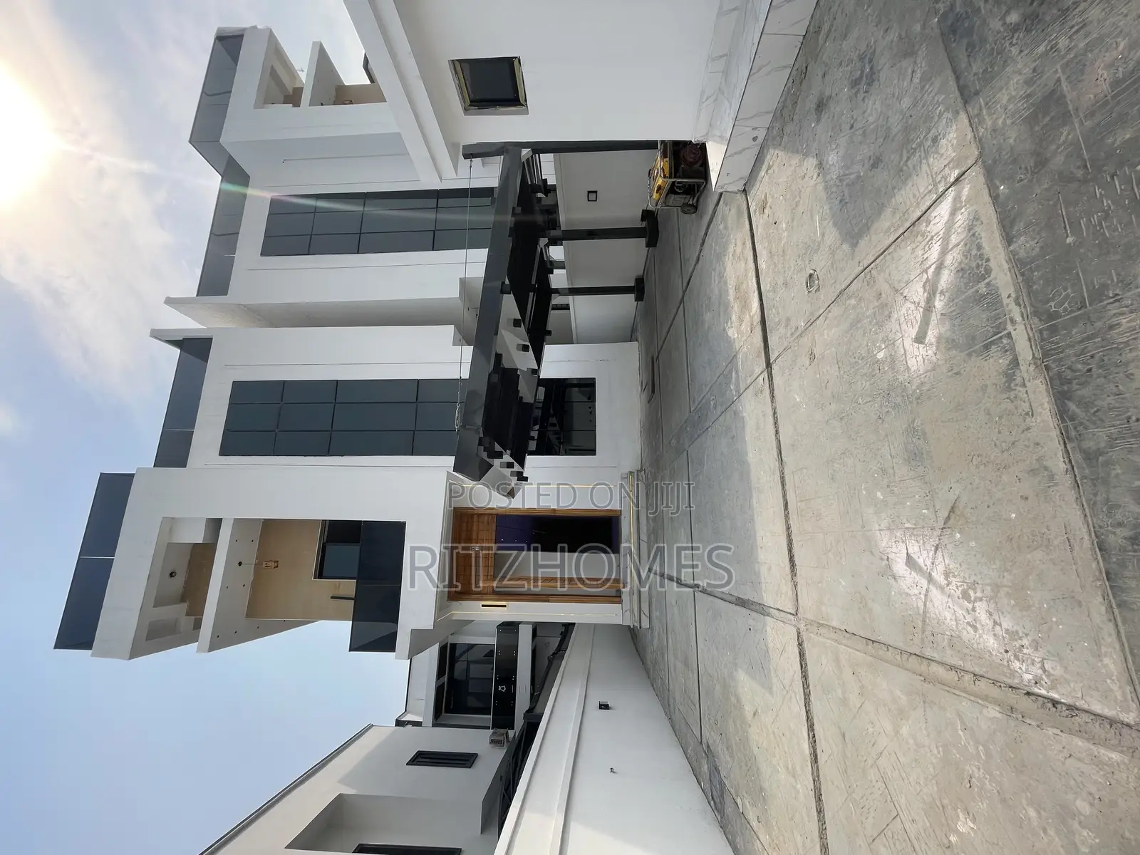 5bdrm Duplex in Lekki for sale in Lekki