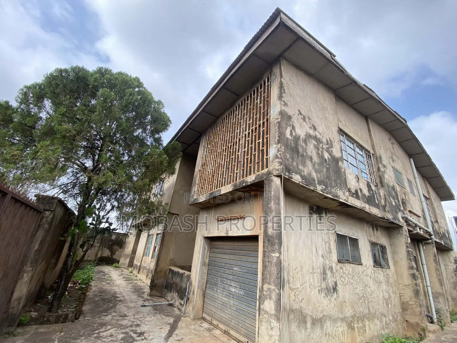 5bdrm Duplex in Bolajoko Estate, Ibadan North West for sale in Ibadan North West