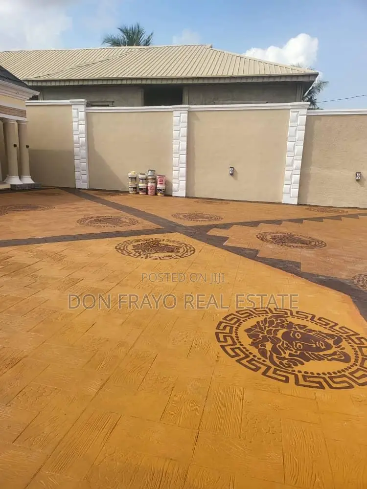 3bdrm Bungalow in Elebu Oluyole Estate, Akala Express for sale in Akala Express