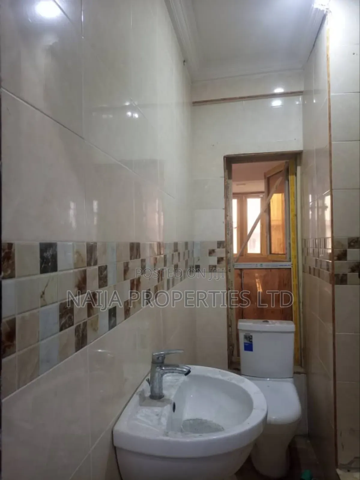 3bdrm Apartment in Ikate-Elegushi, Lekki for rent in Lekki