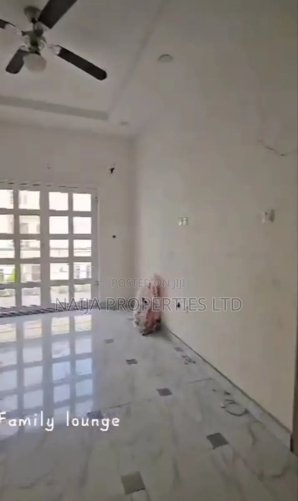 3bdrm Townhouse / Terrace in Mobil Rd, Ajah for rent in Ajah