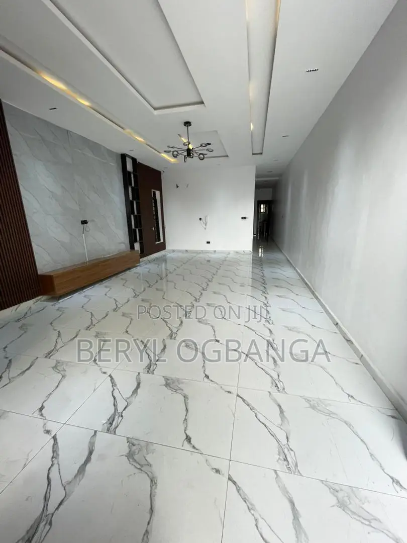 4bdrm Duplex in Lekki Phase 2 for sale in Lekki Phase 2