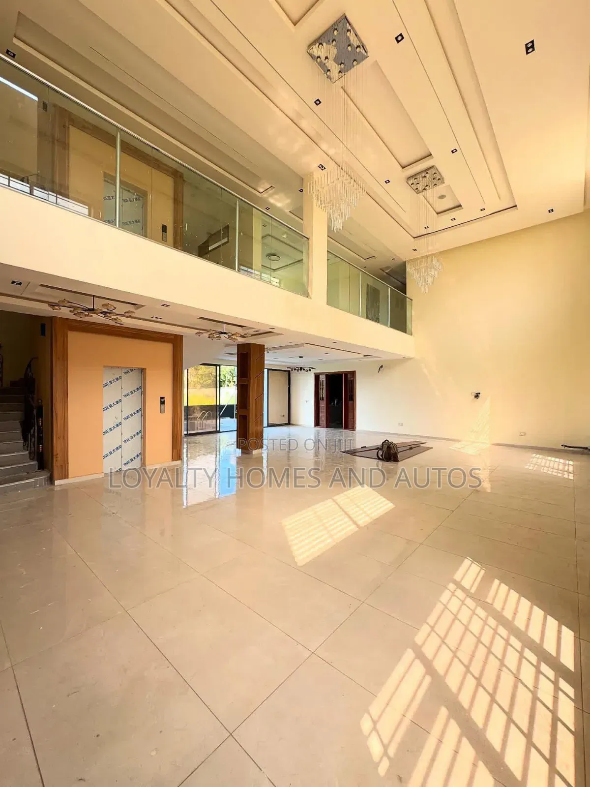 5bdrm Duplex in Ajah for sale in Ajah