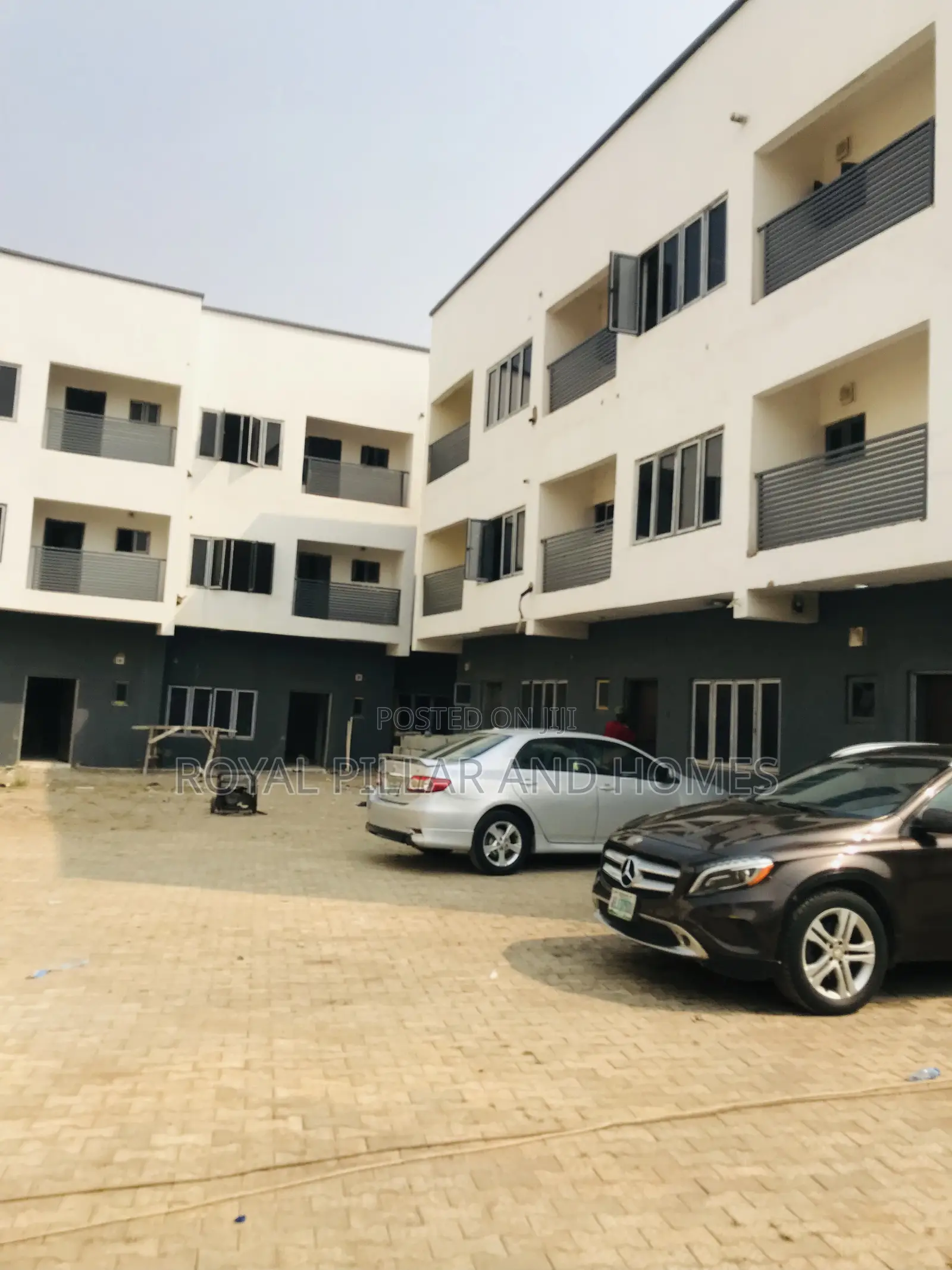 4bdrm Townhouse / Terrace in Main Lifecamp for rent in Life Camp