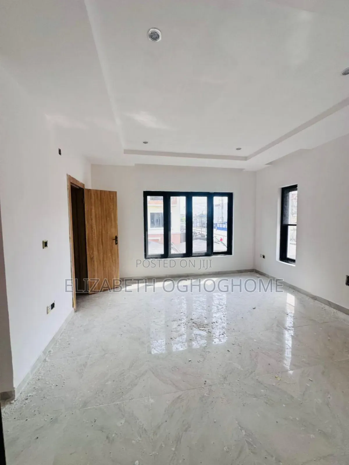 2bdrm Duplex in Lekki Phase 1 for rent in Lekki Phase 1