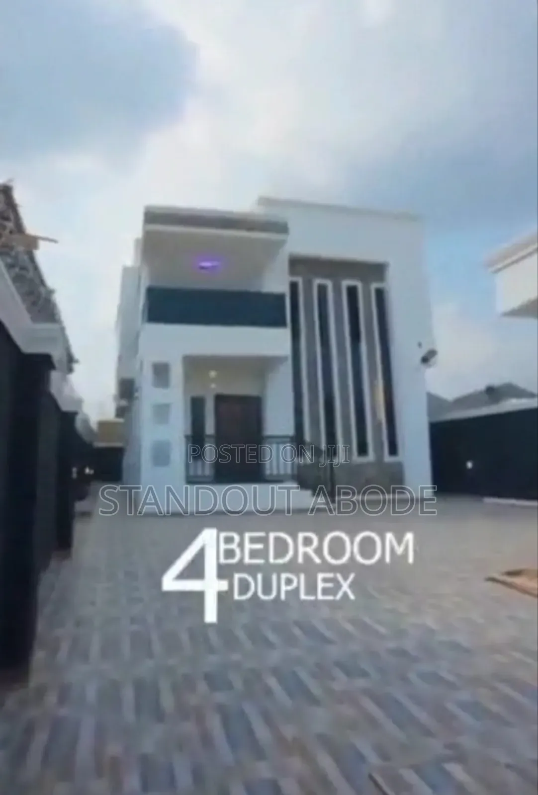 4bdrm Duplex in Airport View Estate, Oshimili South for sale in Oshimili South