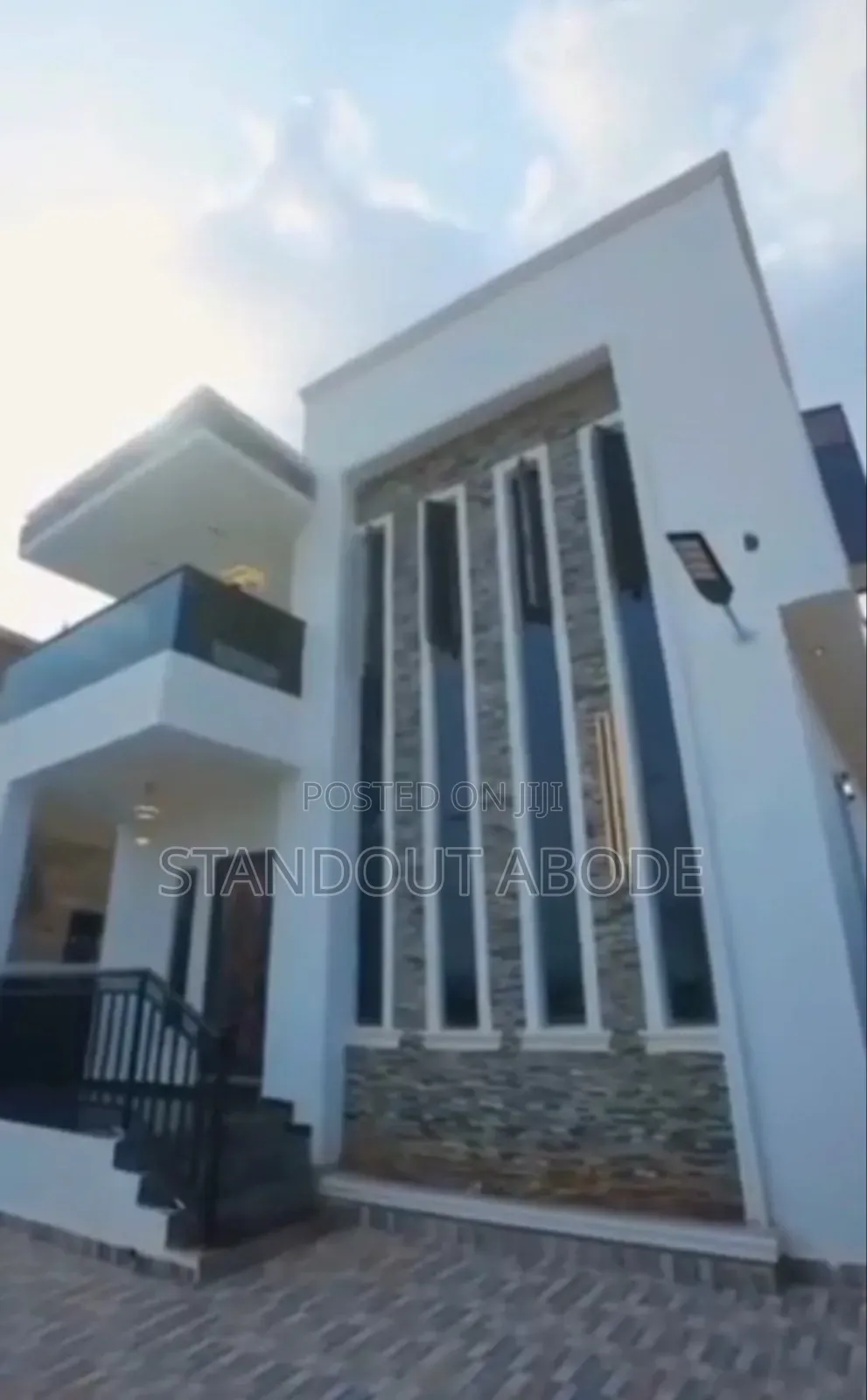 4bdrm Duplex in Airport View Estate, Oshimili South for sale in Oshimili South