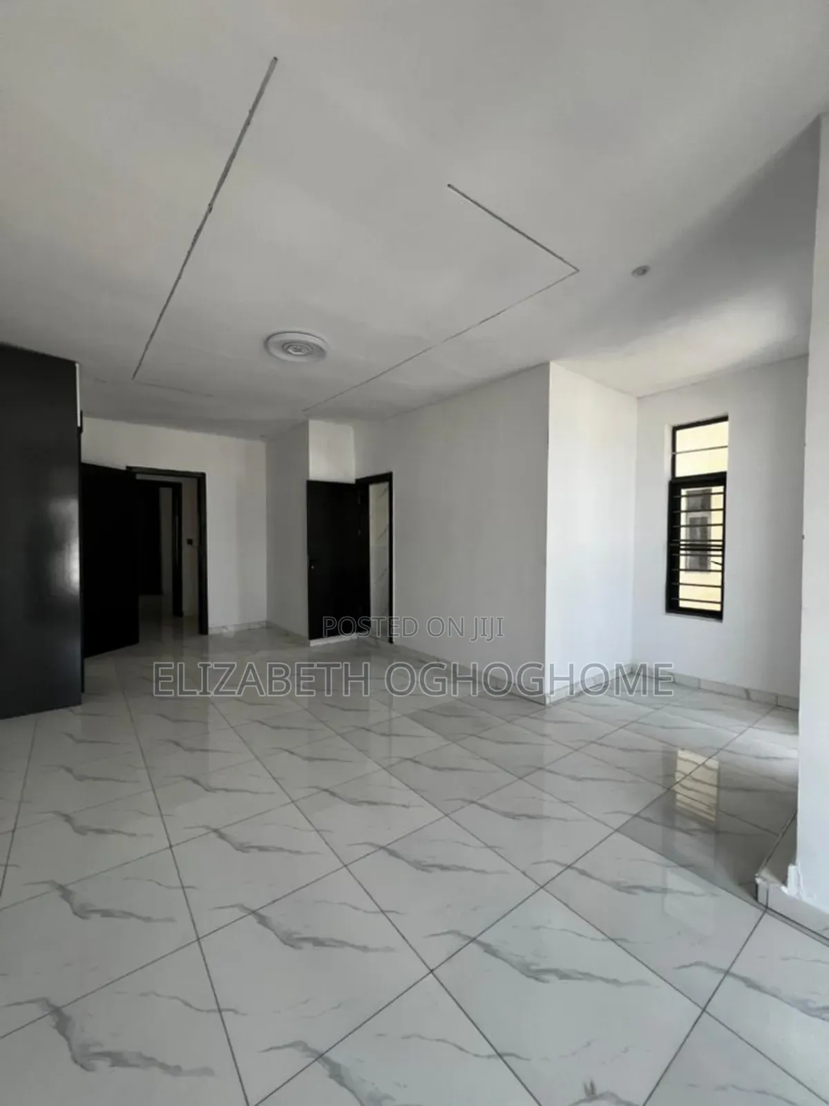 3bdrm Duplex in Ikota for sale in Ikota