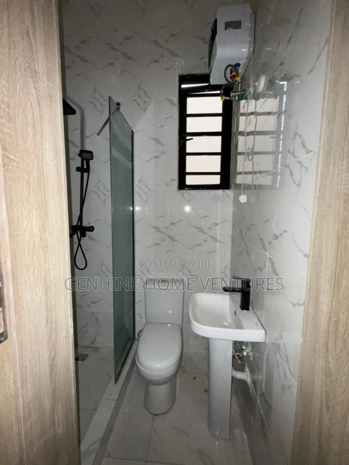 4bdrm Duplex in Ikota for sale in Ikota