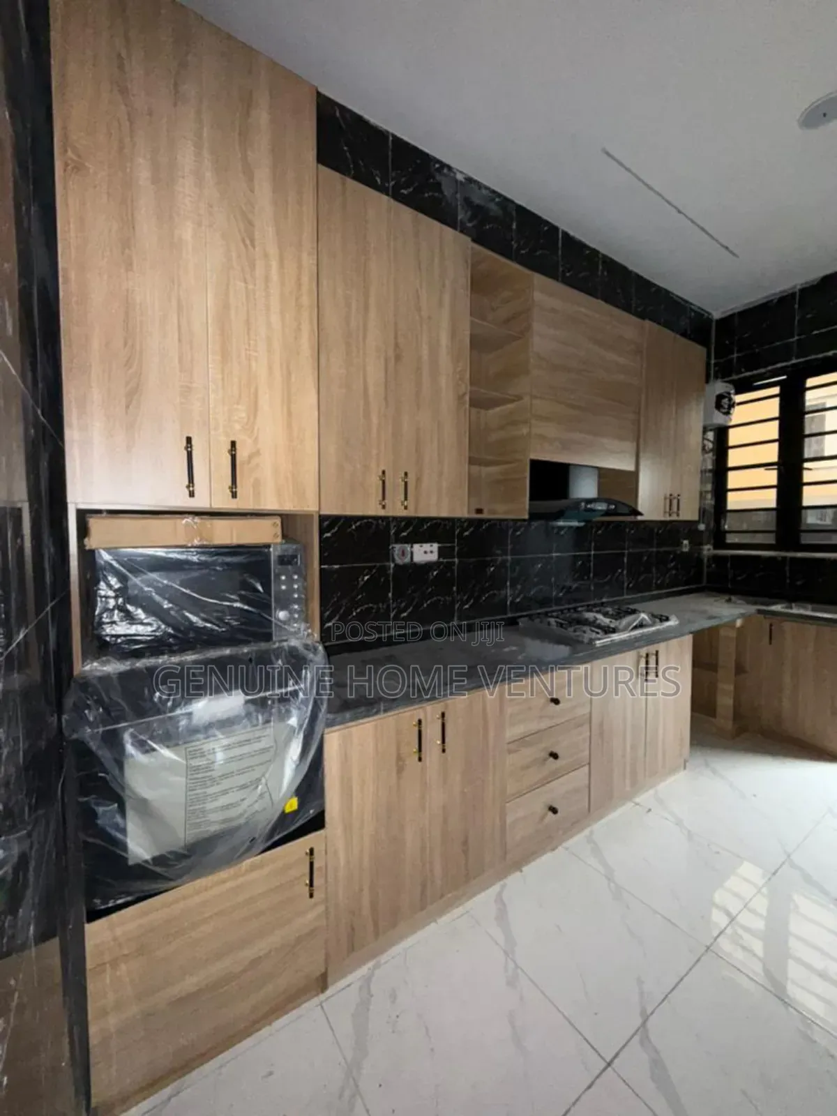 4bdrm Duplex in Ikota for sale in Ikota