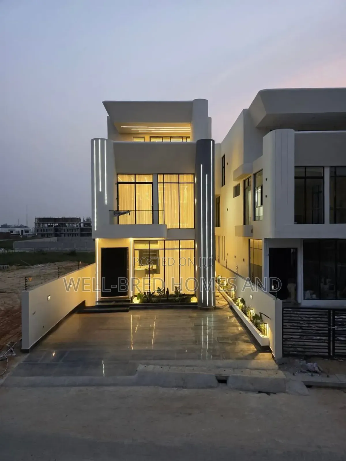 5bdrm Duplex in Lekki Phase 1 Lekki for sale in Lekki Phase 1
