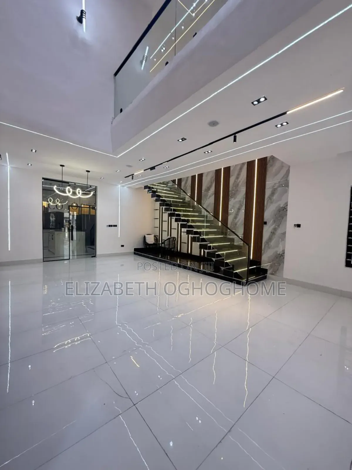 5bdrm Duplex in Ajah for sale in Ajah