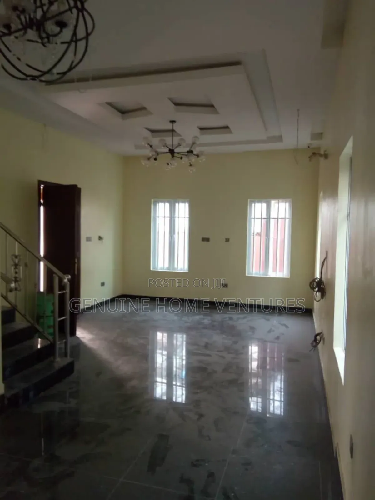 5bdrm Duplex in Adeniyi Jones Ikeja for sale in Adeniyi Jones