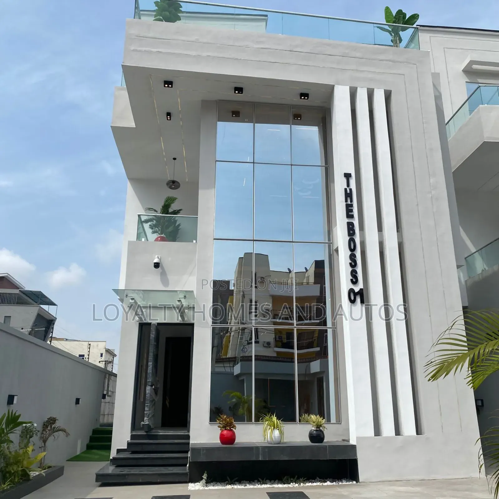 5bdrm Duplex in Lekki Phase 1 for sale in Lekki Phase 1