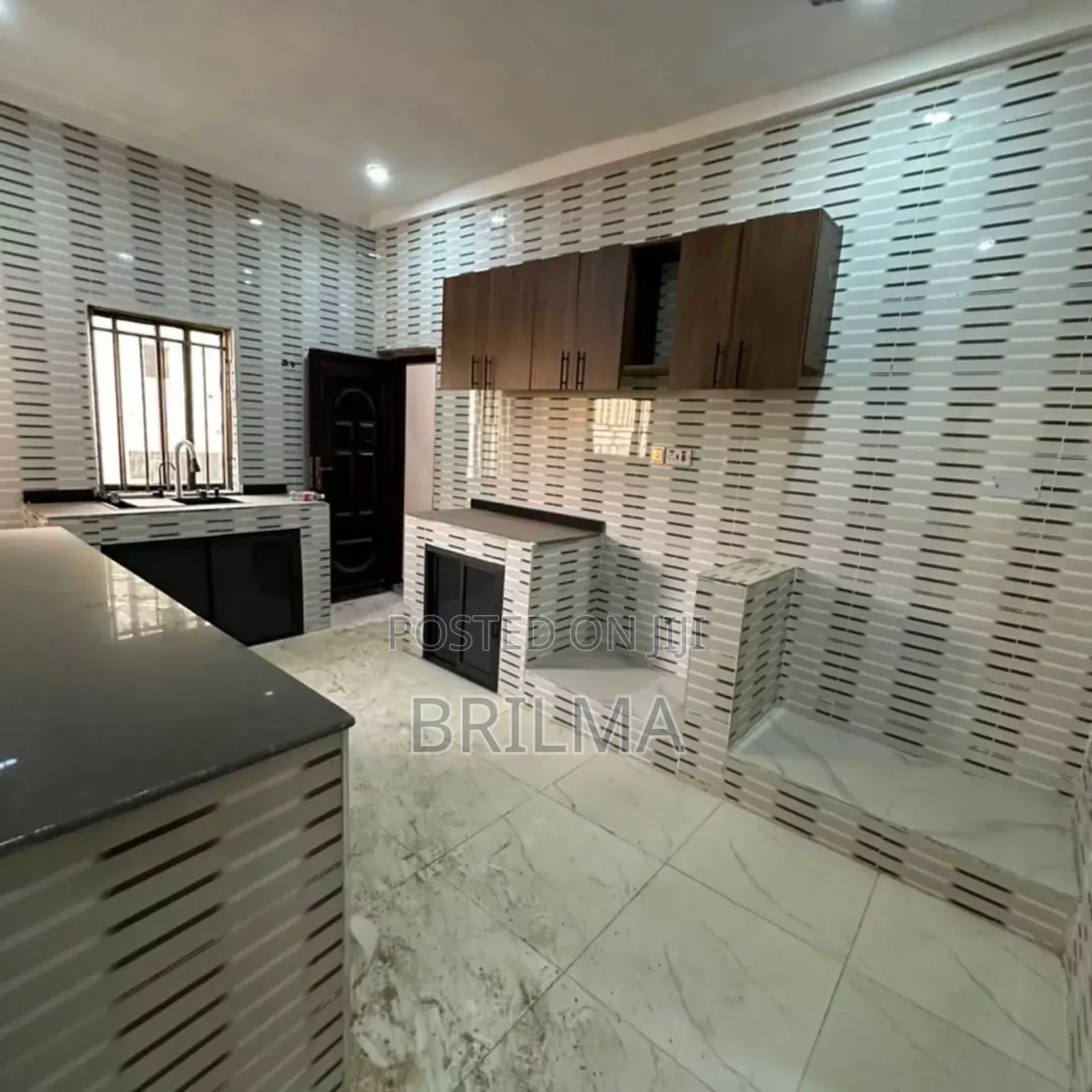 2bdrm Block of Flats in Dawaki for sale in Dawaki