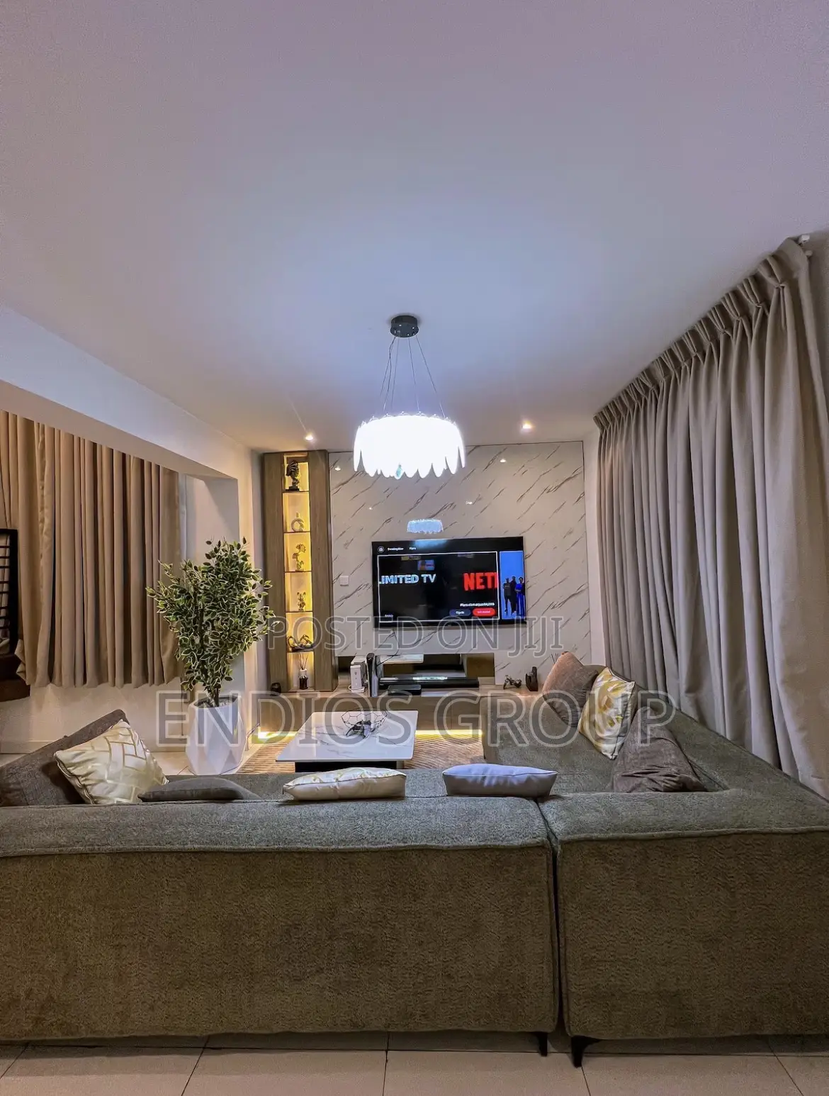 2br | 24/7 Power Wi-Fi | Elevator |Coaster Rd View in Lagos Island / Lagos Island