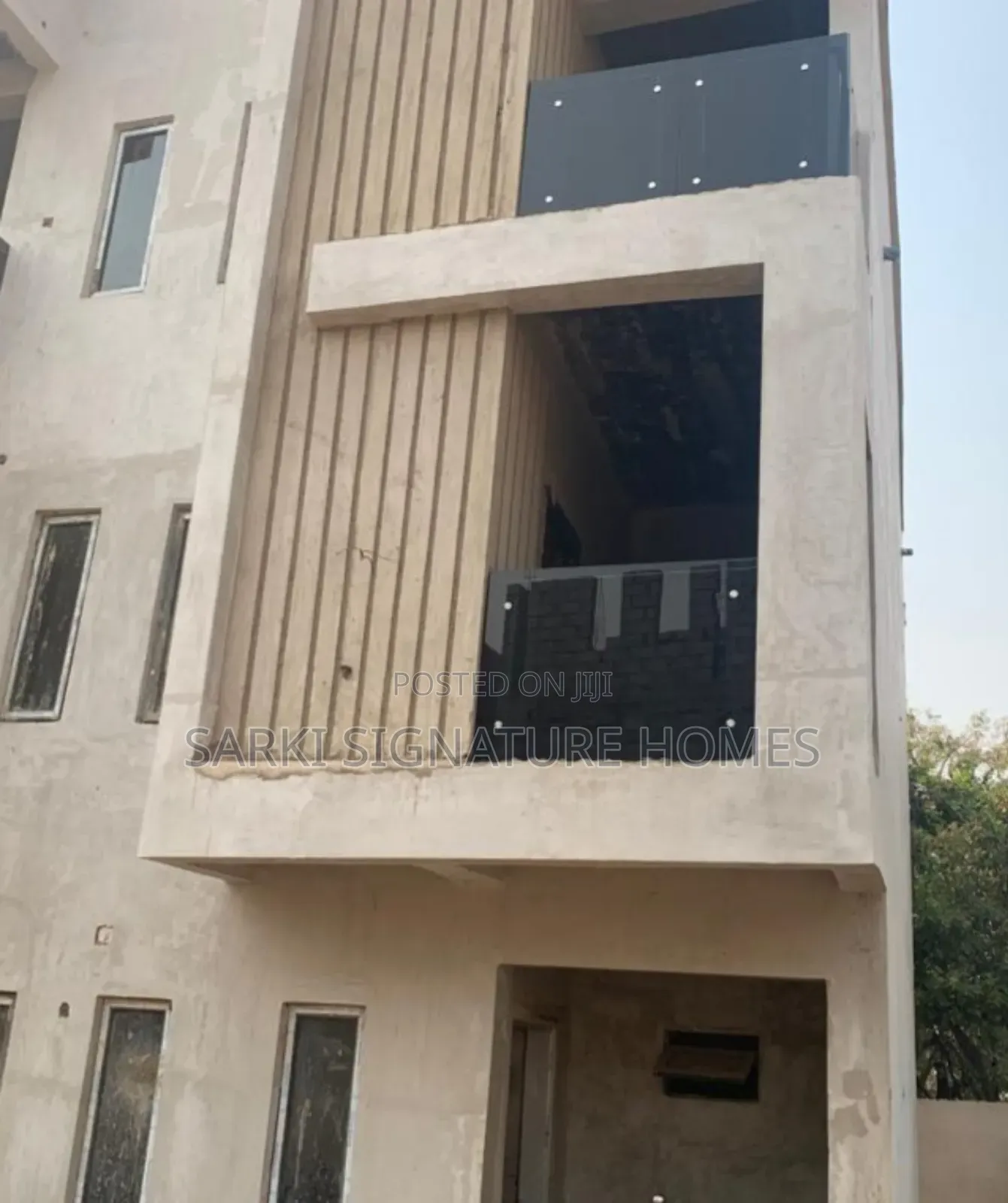 4bdrm Townhouse/Terrace in Leptons, Life Camp for sale in Life Camp